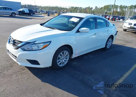 2018 Nissan Altima 2.5 S z USA, uszkodzony, nr VIN 1N4AL3AP8JC161534